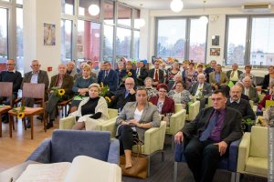 W piątek 22 października w Bibliotece Regionalnej w Karwinie odbyła się uroczystość, w trakcie której zasłużeni działacze PZKO wpisali się do Złotej Księgi Zasłużonych PZKO